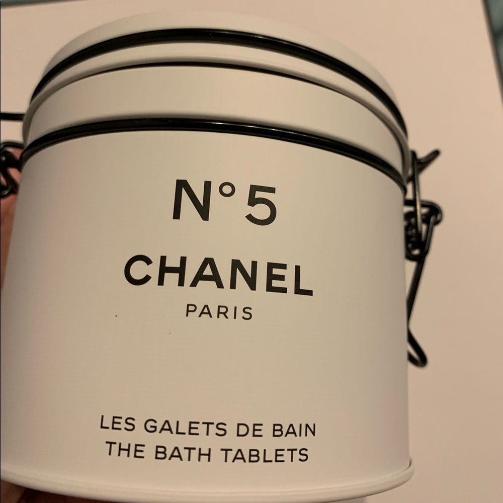 NEW Chanel no. 5 Factory TEN Bath Tablets in Canister
